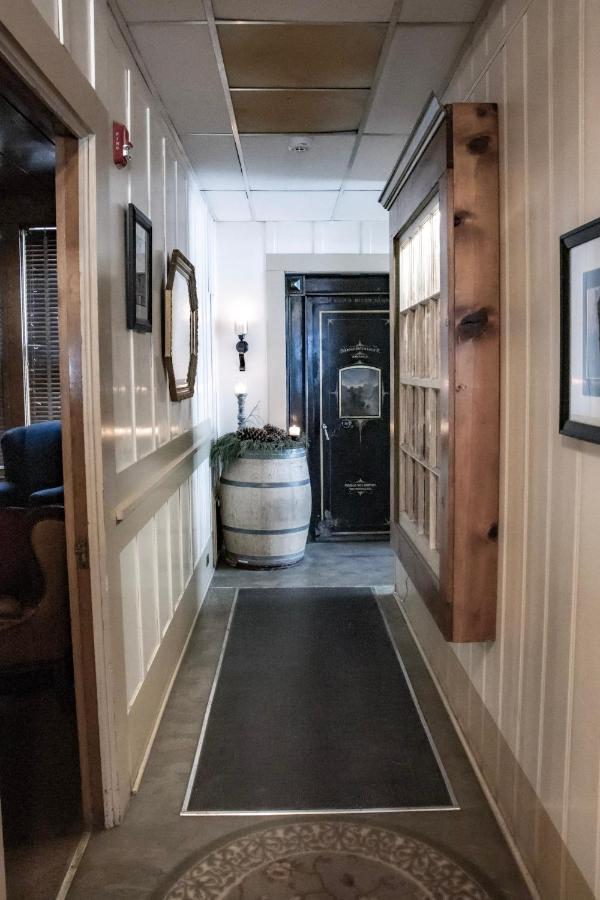 Mccloud River Bed And Breakfast ภายนอก รูปภาพ