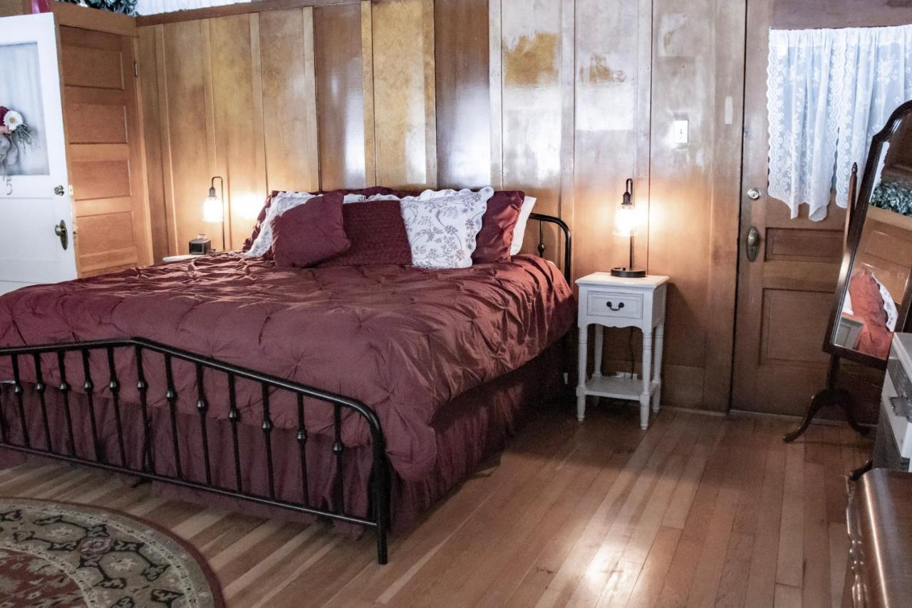 Mccloud River Bed And Breakfast ภายนอก รูปภาพ