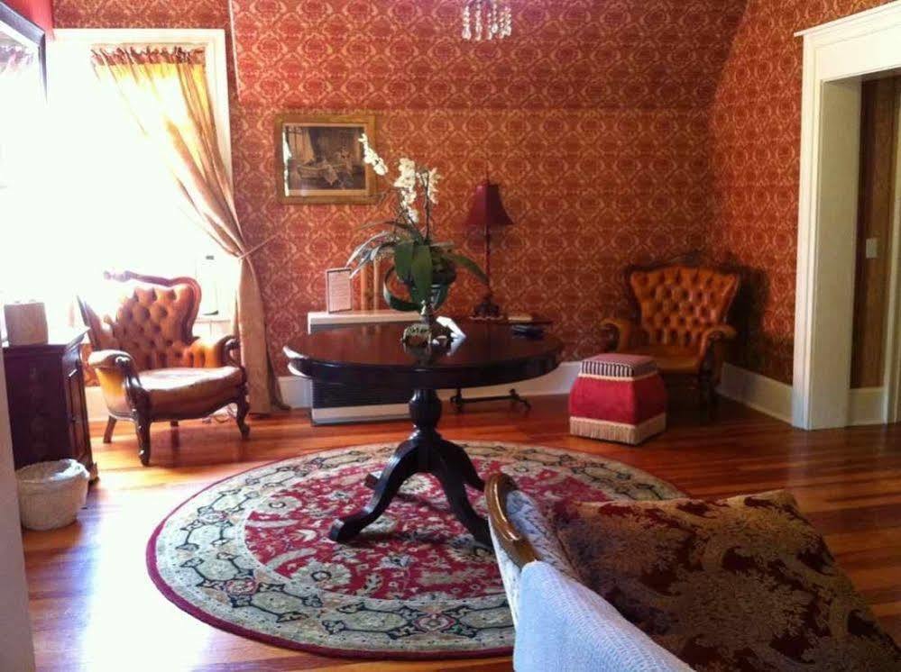 Mccloud River Bed And Breakfast ภายนอก รูปภาพ