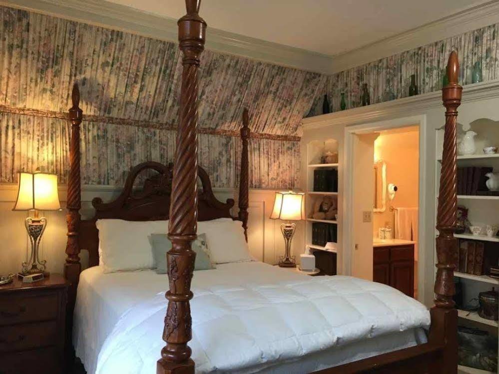 Mccloud River Bed And Breakfast ภายนอก รูปภาพ